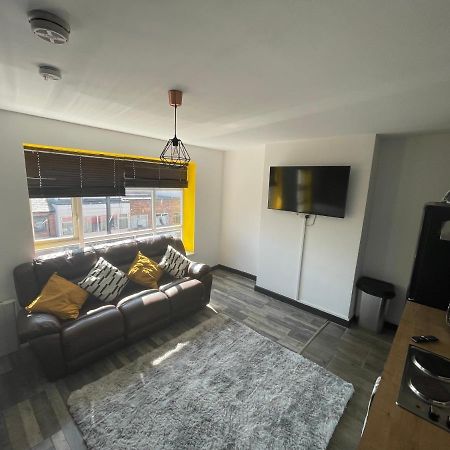 The Willow - Superb Spacious 3 Bed Room Apartment Blackpool Kültér fotó